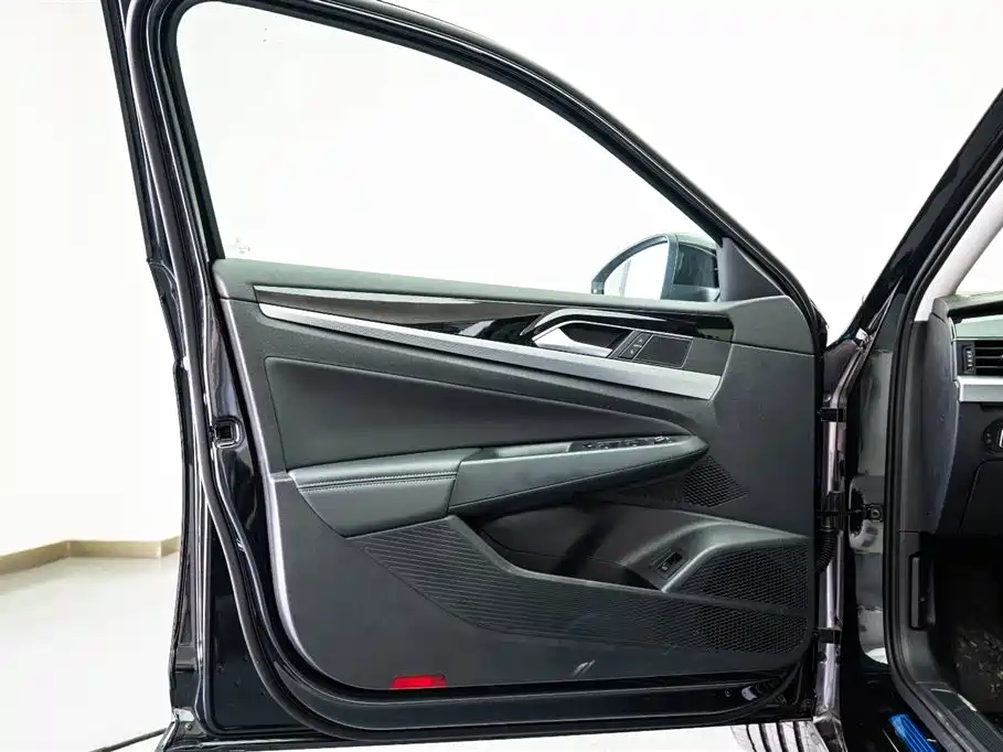 Volkswagen Passat 2026 380TSI