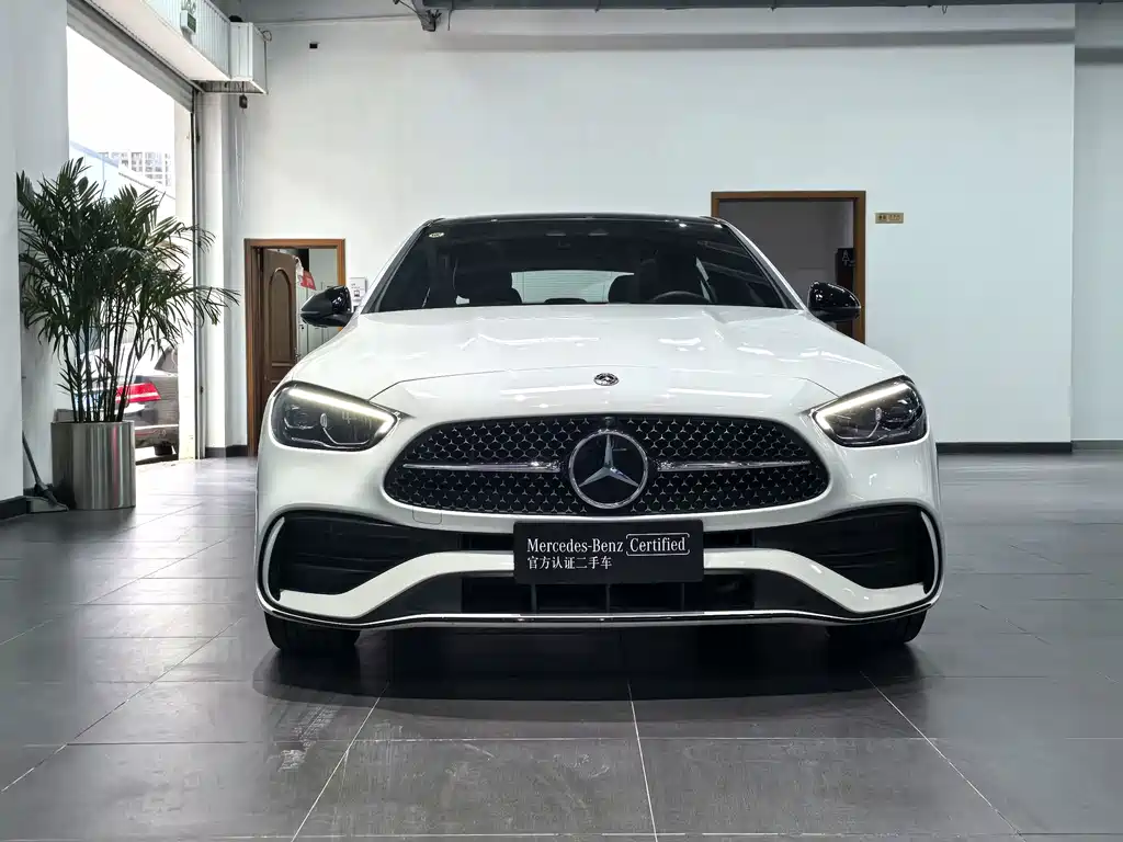Mercedes-Benz C-Class — миниатюра 21
