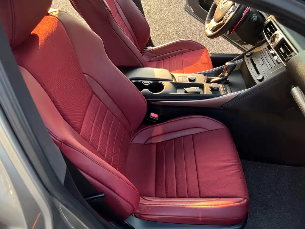 Lexus IS — миниатюра 21