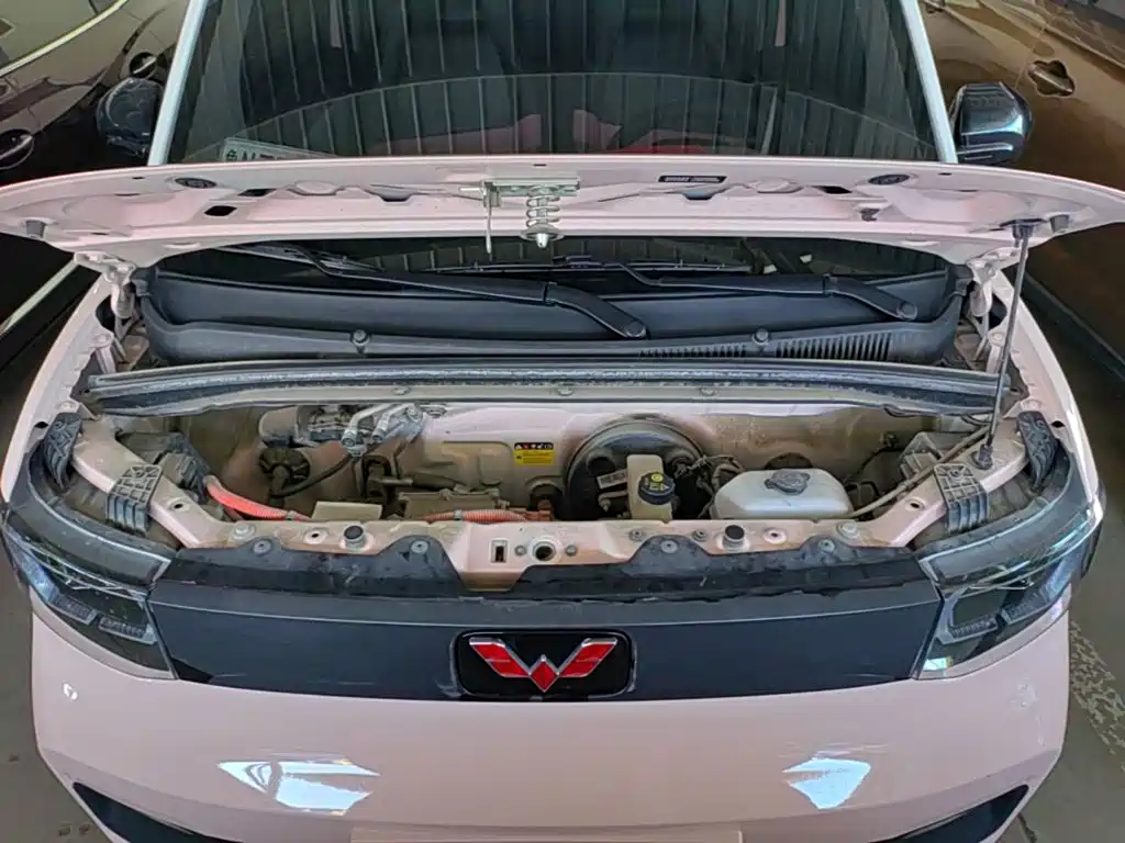 Wuling MINIEV — миниатюра 20