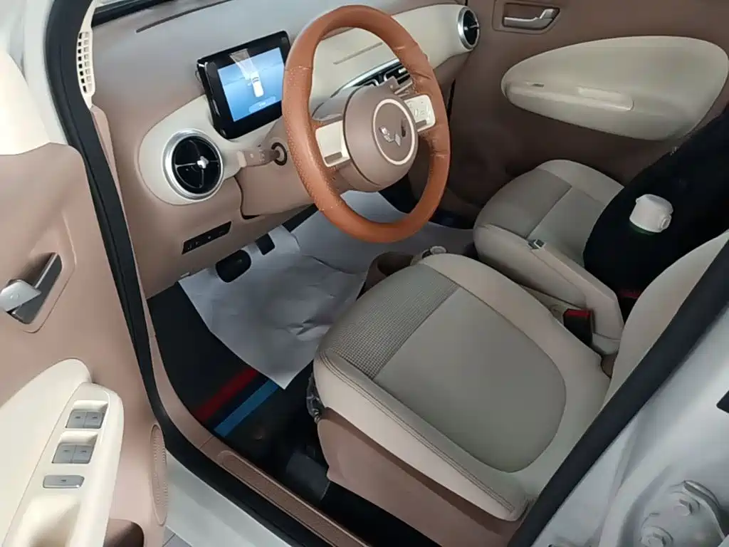 Wuling MINIEV — миниатюра 15