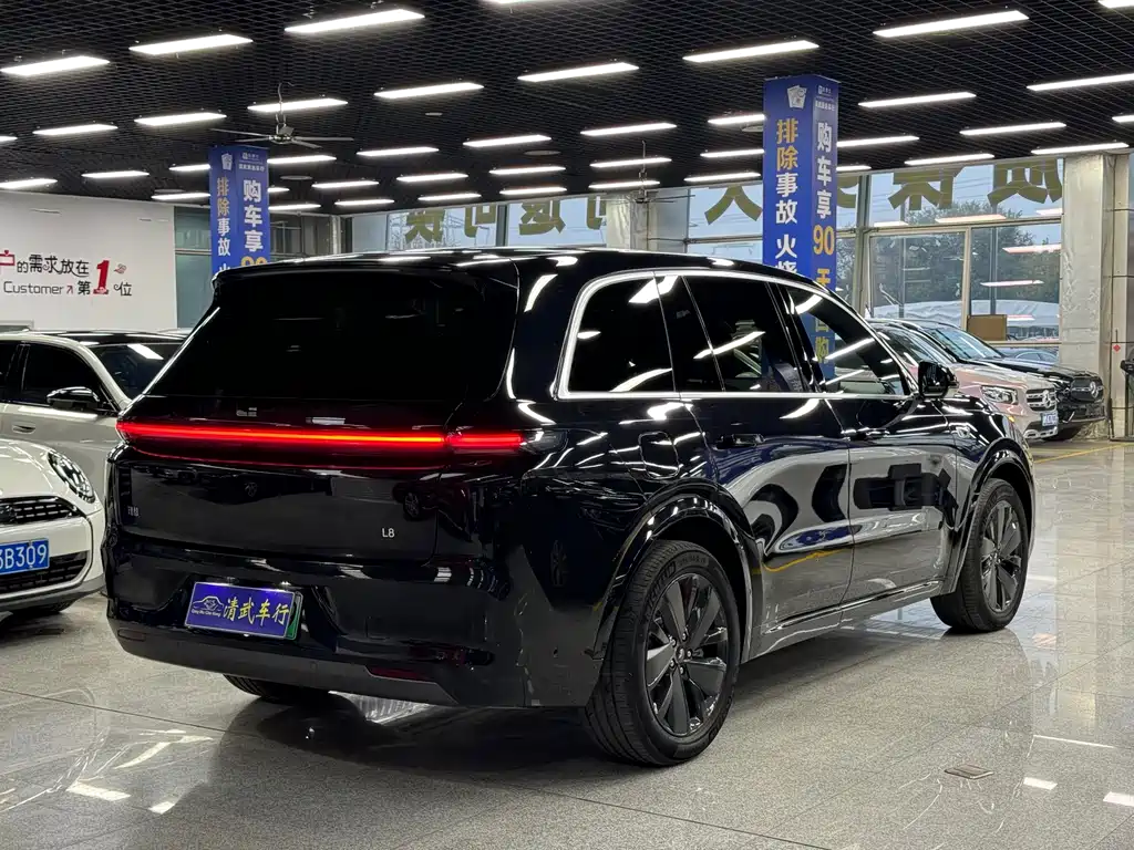 Li Auto Li L8 — миниатюра 16