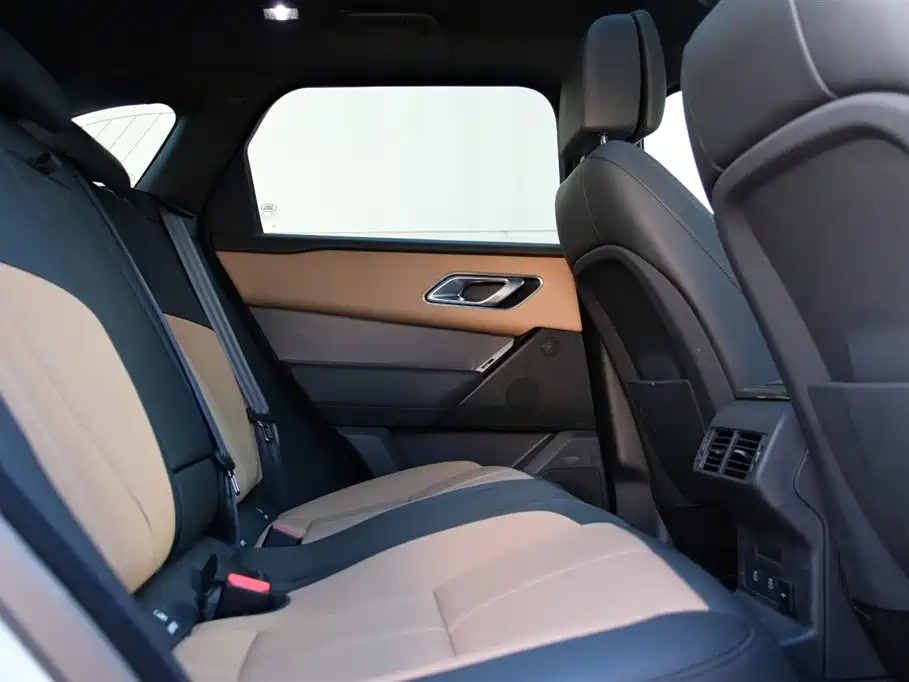 Land Rover Velar — миниатюра 13