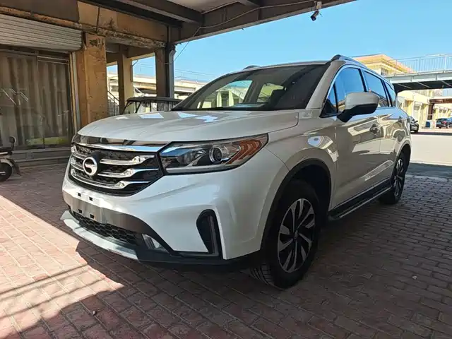 GAC Trumpchi GS4
