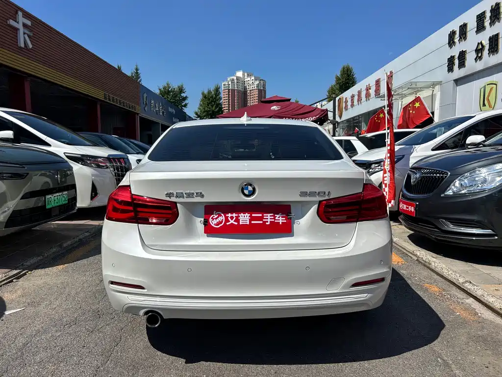 BMW 3 Series — миниатюра 3