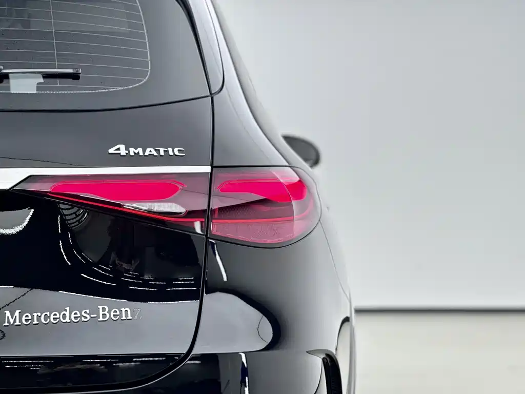 Mercedes-Benz GLC — миниатюра 13