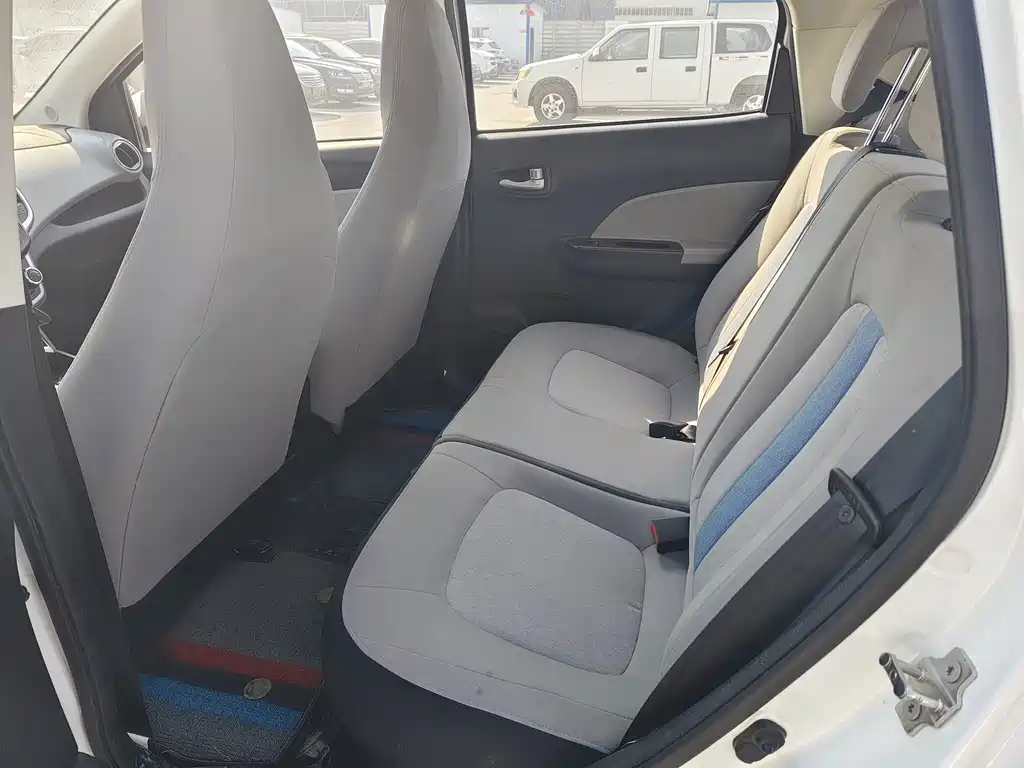 Changan Benben E-Star — миниатюра 6