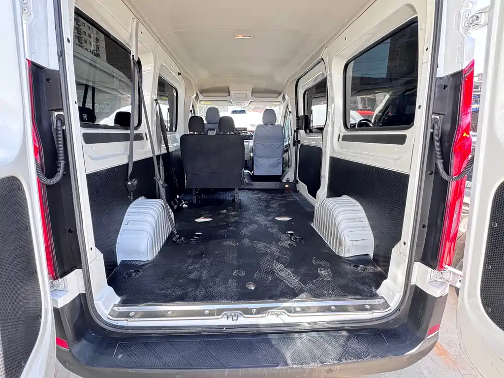 SAIC MAXUS XINTU V90