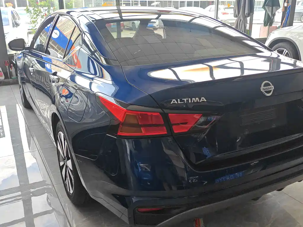 Nissan Teana — миниатюра 5