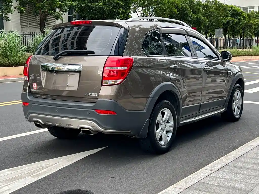 Chevrolet Captiva — миниатюра 2
