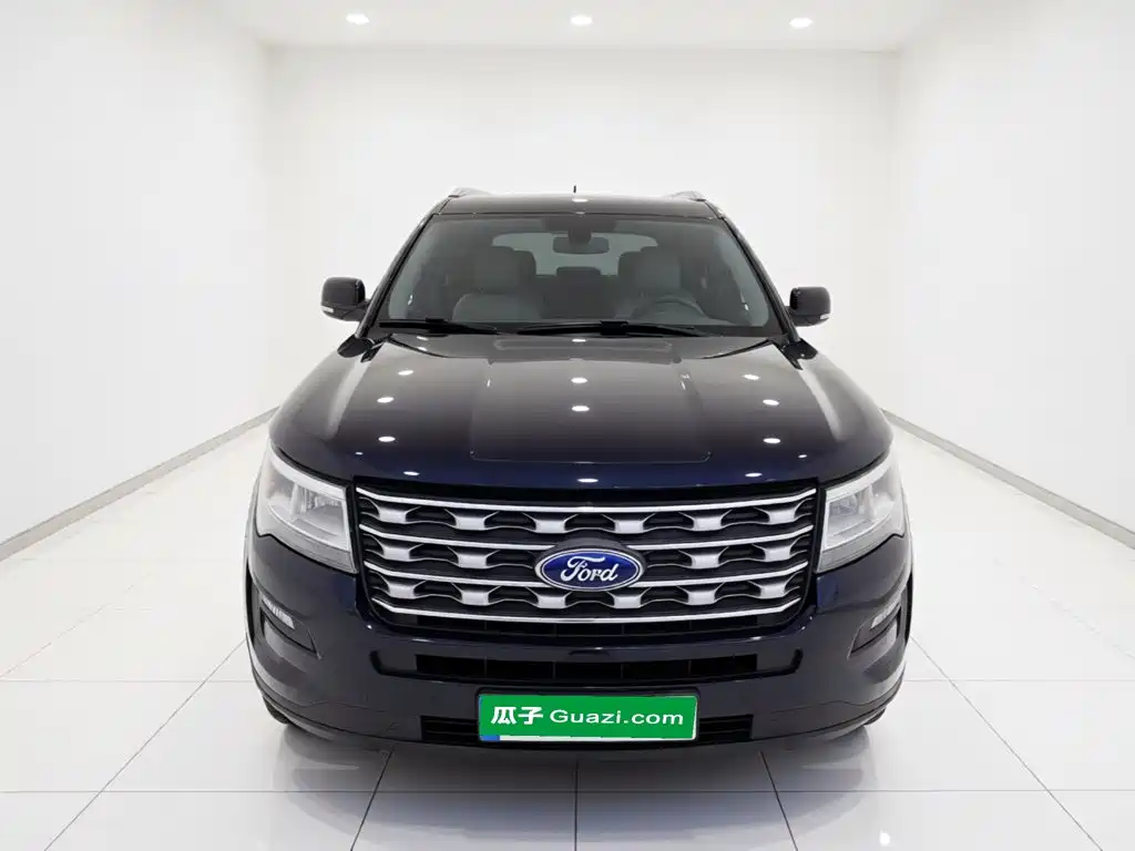 Ford Explorer (Import) — миниатюра 23