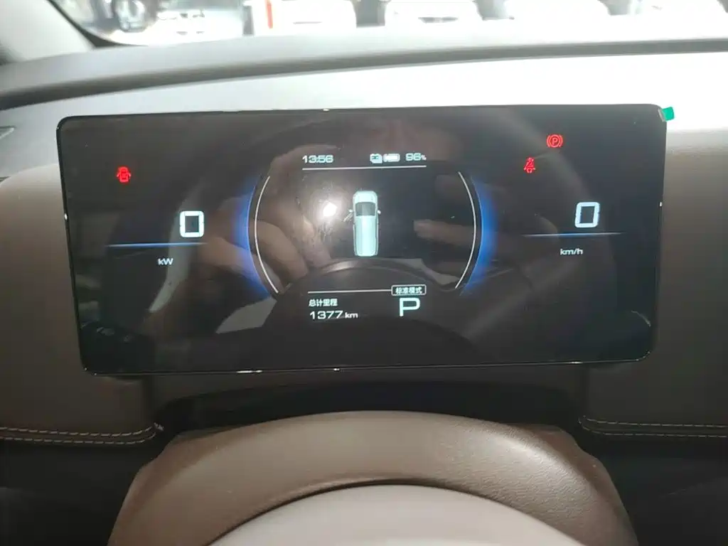 Wuling Xingguang 730 New Energy — миниатюра 12