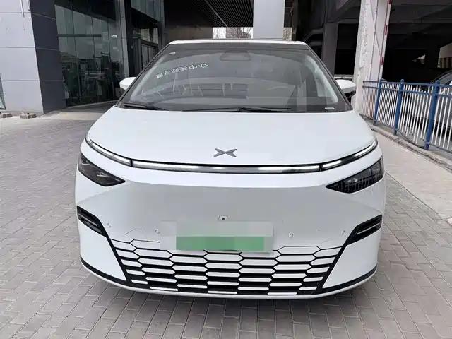 XIAOPENG X9 2025
