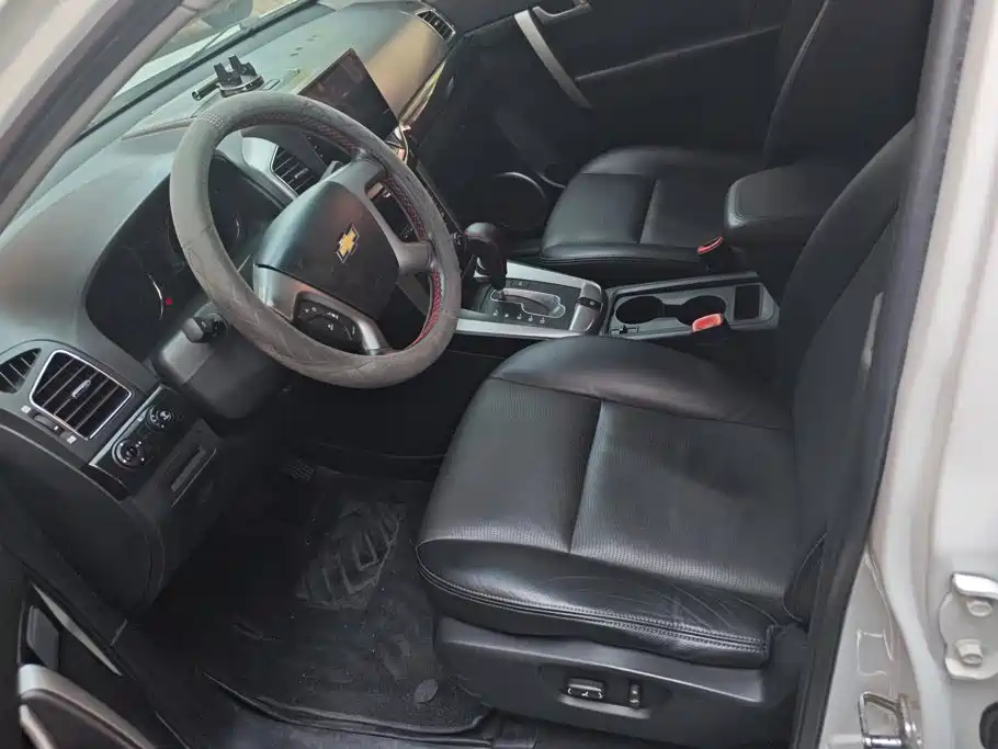 Chevrolet Captiva — миниатюра 9