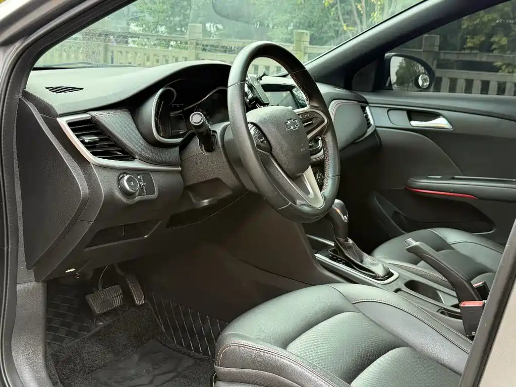 Chevrolet Monza — миниатюра 3
