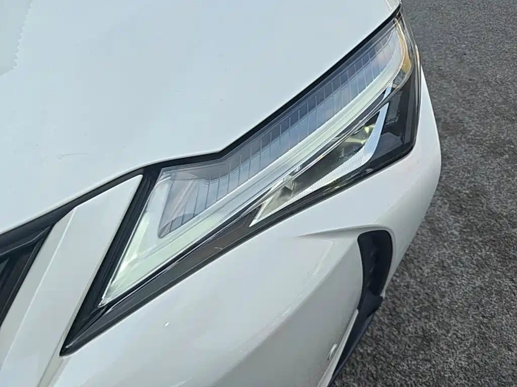 Lexus UX — миниатюра 24