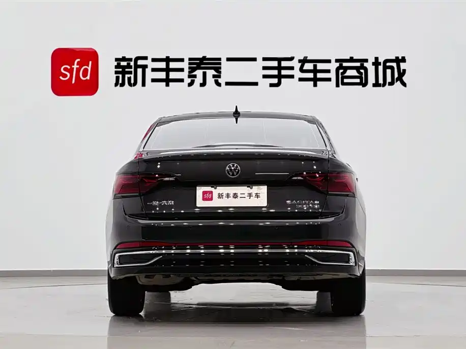 Volkswagen Sagitar 2023 300TSI DSG