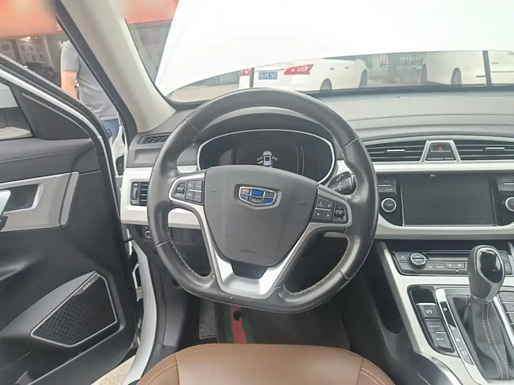 Geely Boyue — миниатюра 11