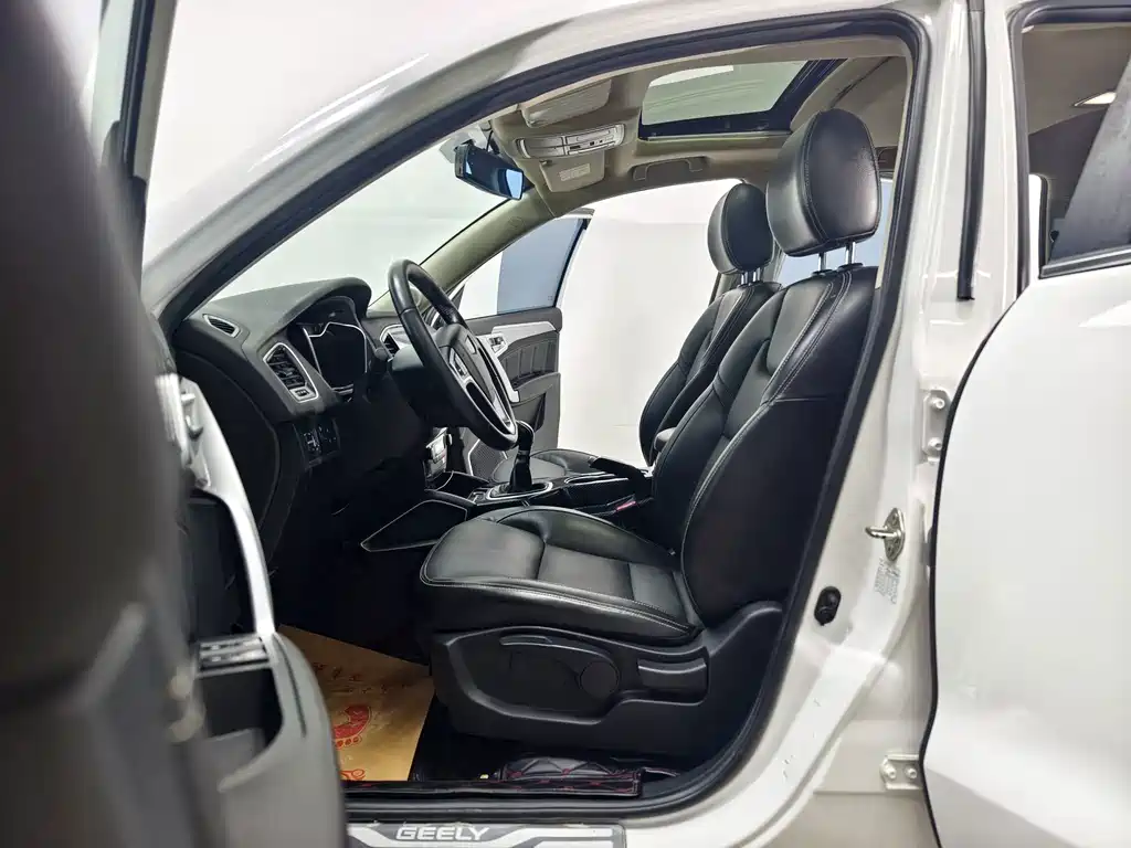 Geely Vision X6 — миниатюра 11
