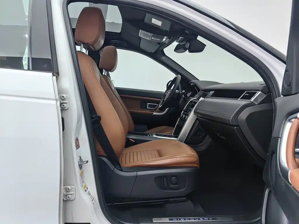 Land Rover Discovery Sport — миниатюра 23