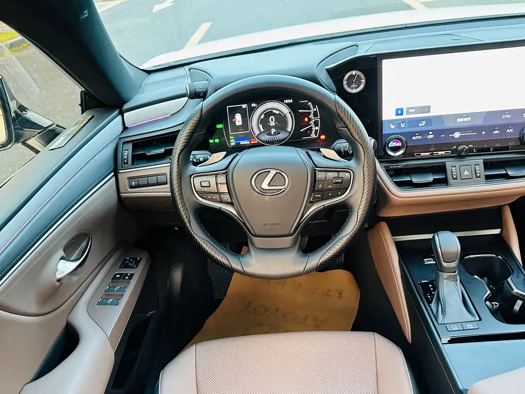 Lexus ES — миниатюра 20
