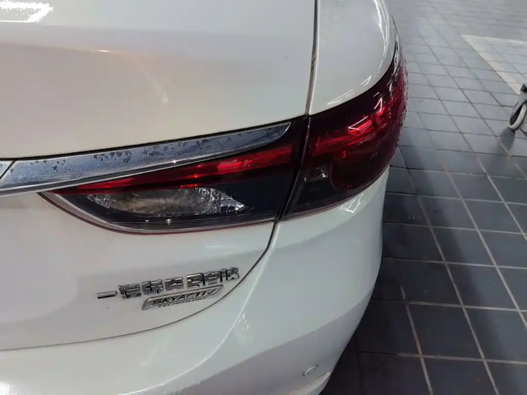 Mazda Atenza — миниатюра 8