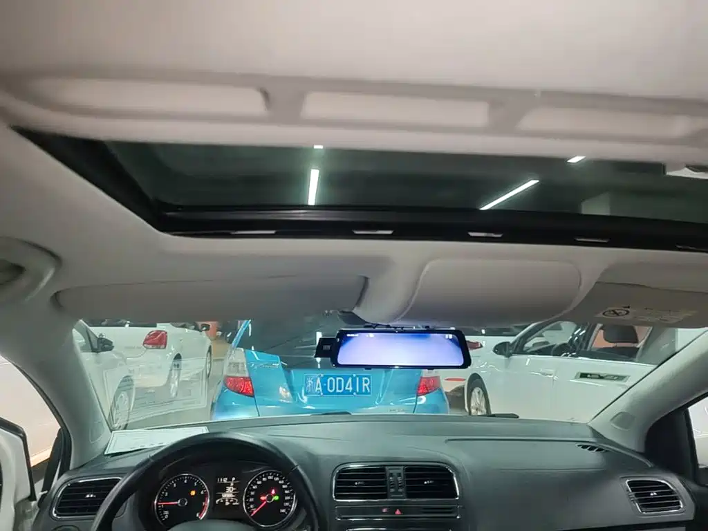 Volkswagen Polo — миниатюра 18