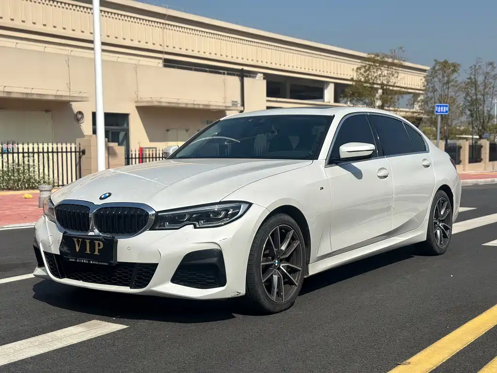 BMW 3 Series 2021