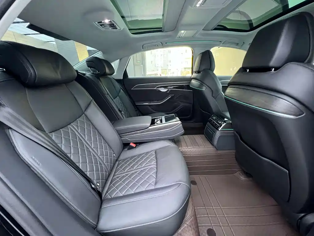 Audi A8 — миниатюра 9
