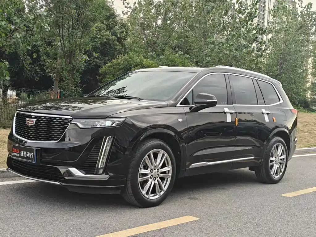 Cadillac XT6