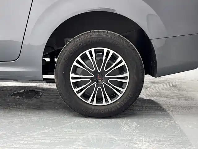 Wuling Hongguang EV — миниатюра 9