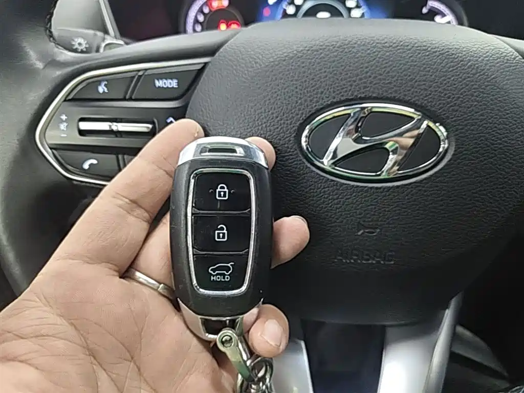 Hyundai Santa Fe 2019 380 TGDi TOP AT Flagship VI