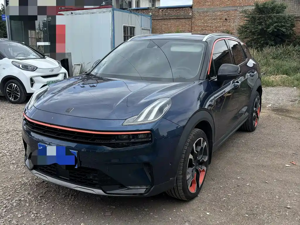 Купить Lynk & Co 06