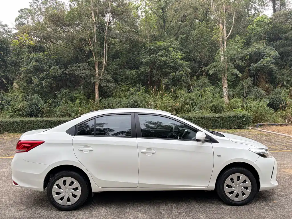 TOYOTA VIOS