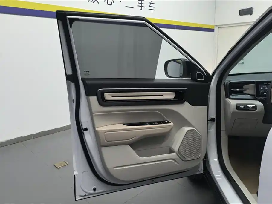 GEELY AUTOMOBILE GEELY ICON