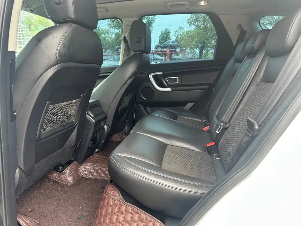 Land Rover Discovery Sport — миниатюра 6