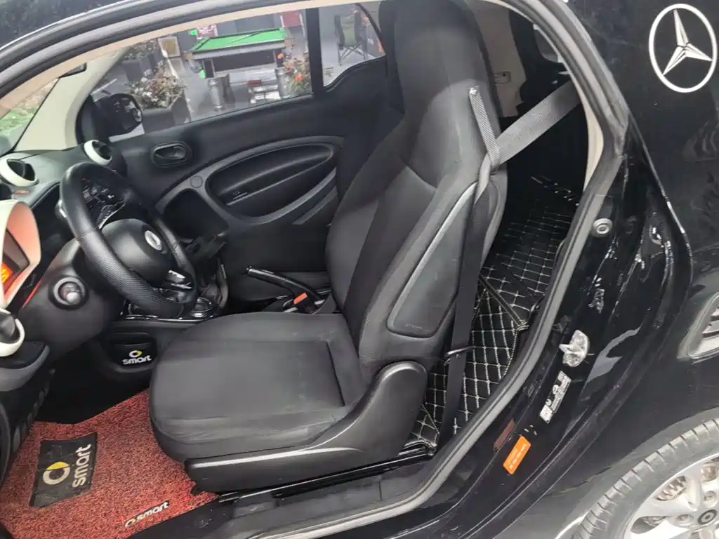 smart Smart Fortwo — миниатюра 17