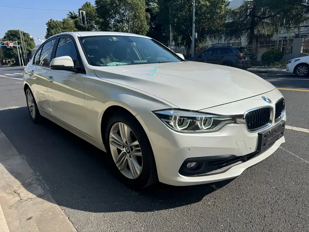 BMW 3 Series — миниатюра 3