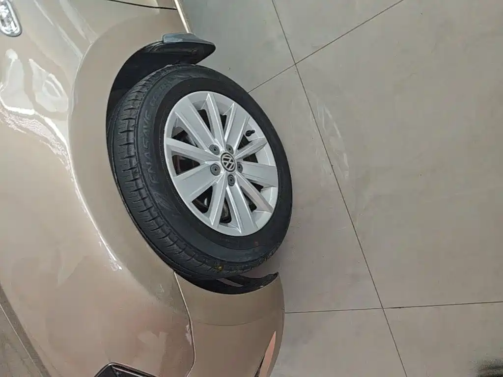 Volkswagen Jetta — миниатюра 23