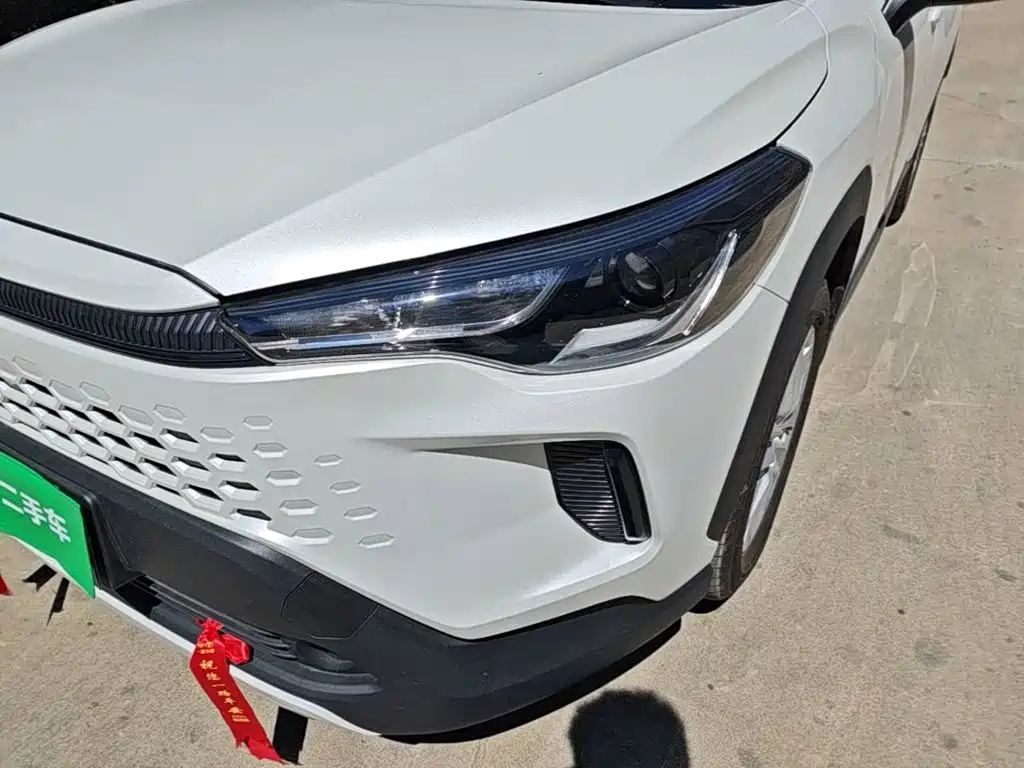 Toyota Corolla Cross — миниатюра 24