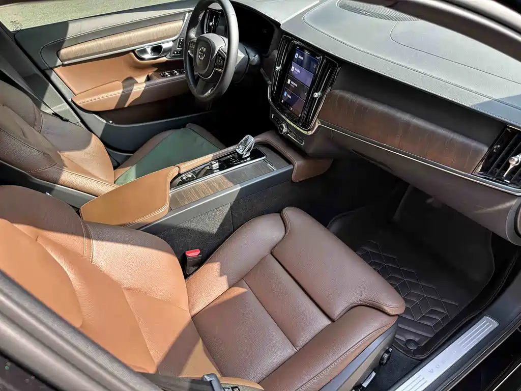 Volvo S90 — миниатюра 12