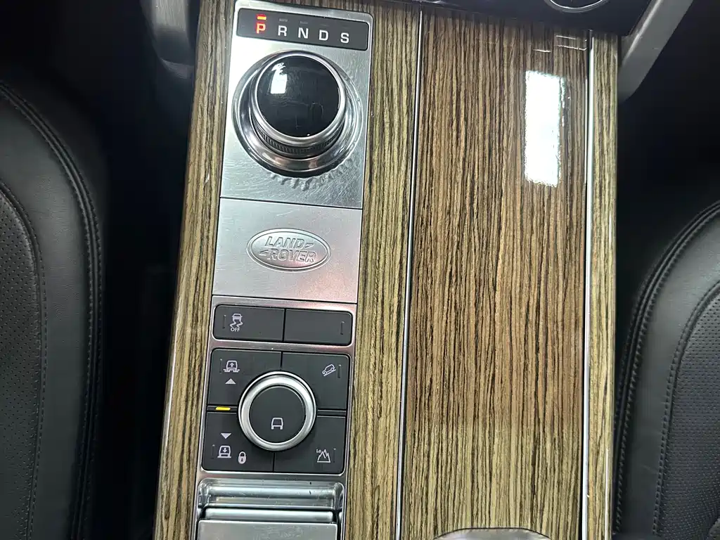 Land Rover Range Rover — миниатюра 11