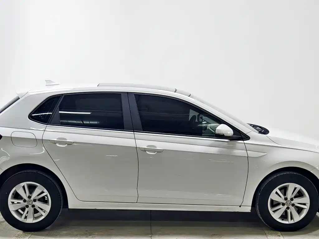 Volkswagen Polo — миниатюра 8