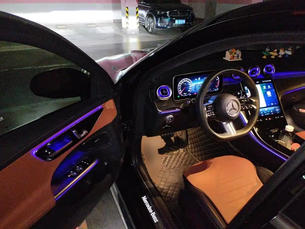 Mercedes-Benz C-Class — миниатюра 17