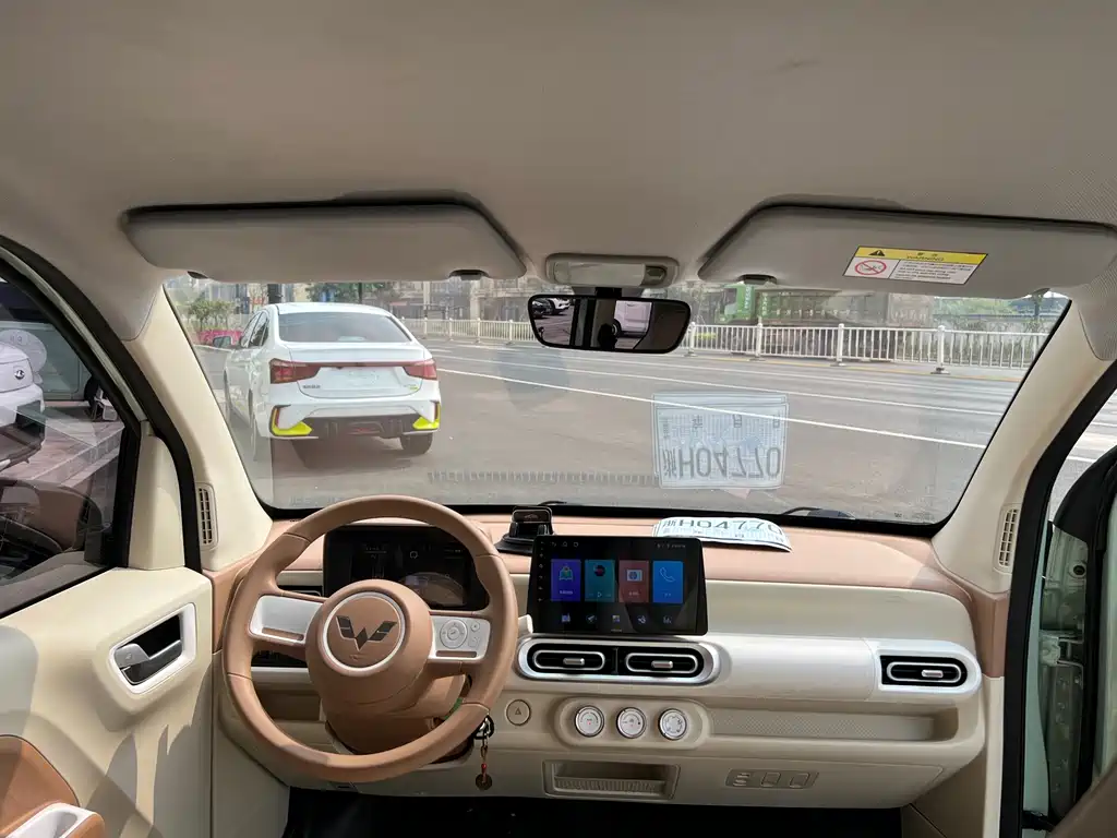 Wuling MINIEV — миниатюра 9
