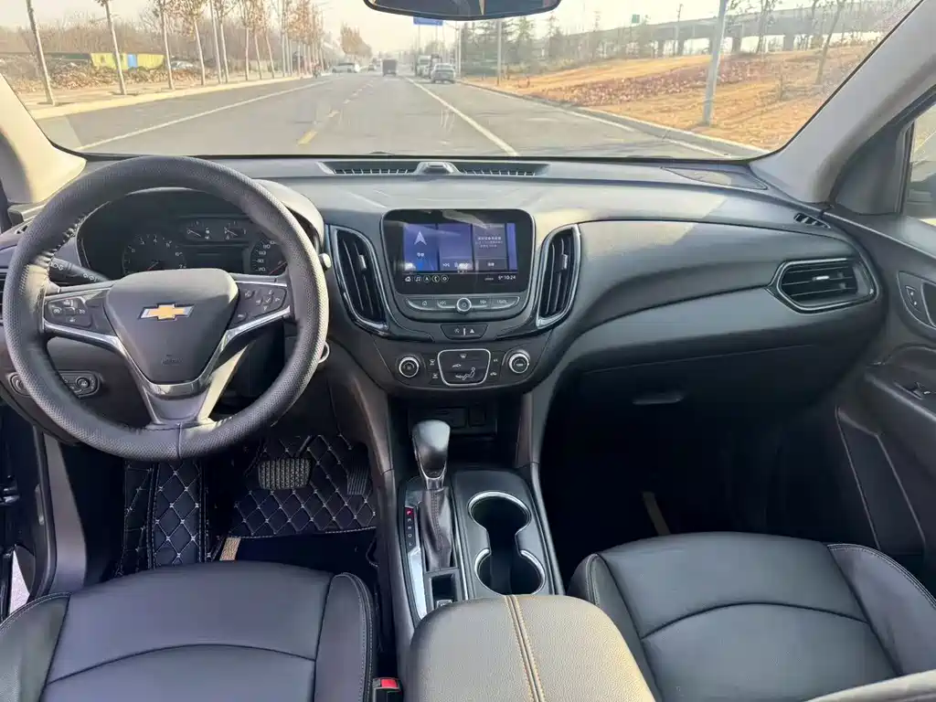 Chevrolet Equinox 2021 550T RS