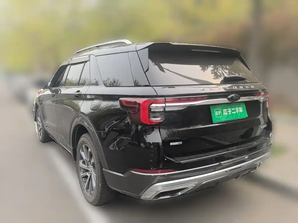 Ford Explorer — миниатюра 4