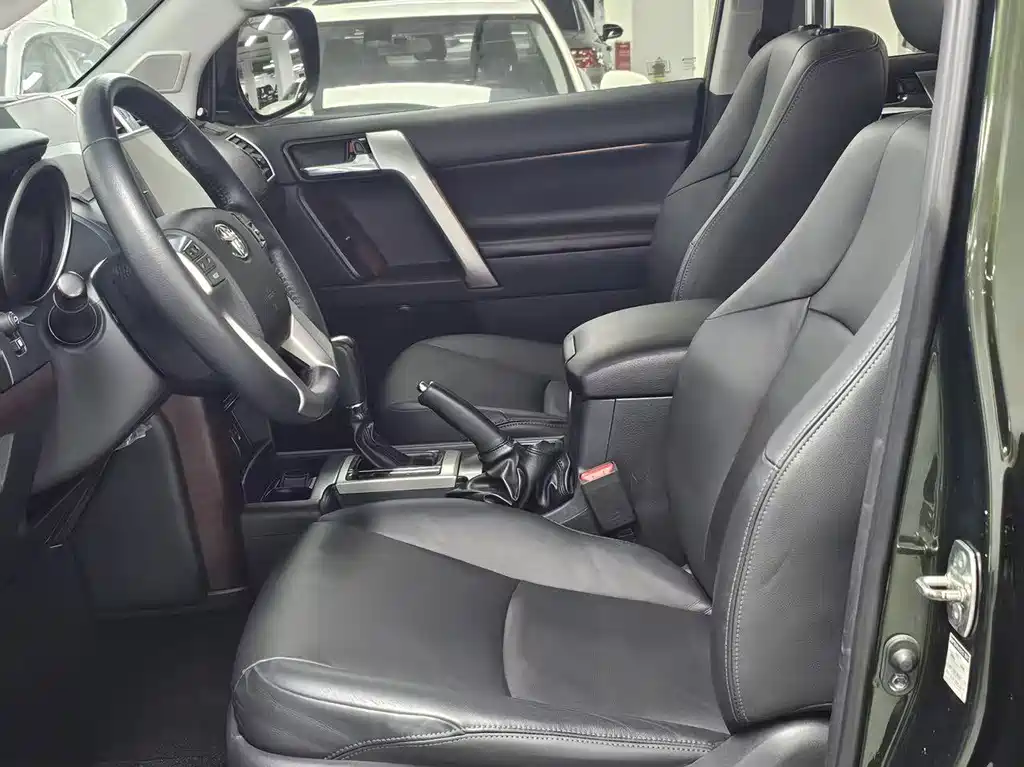 Toyota Prado — миниатюра 8