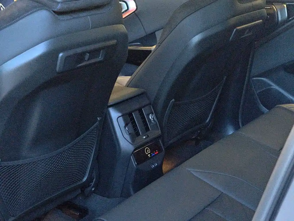 BMW X3 M50 — миниатюра 8