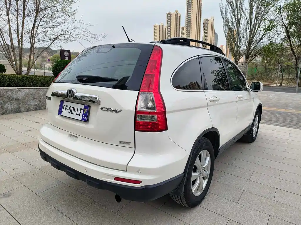 Honda CR-V — миниатюра 6
